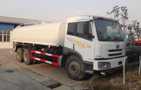 洒水车