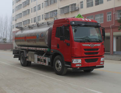 解放14方铝合金运油车