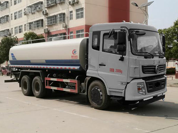 东风后双桥18.6方绿化喷洒车