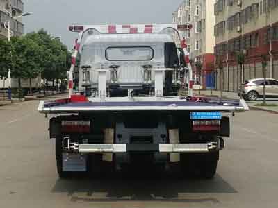 东风多利卡一拖二清障车