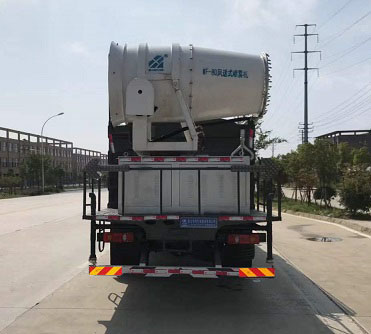 东风天锦单桥多功能抑尘车