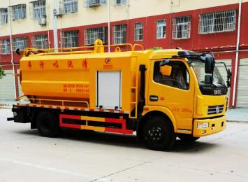 东风多利卡3方清洗吸污车