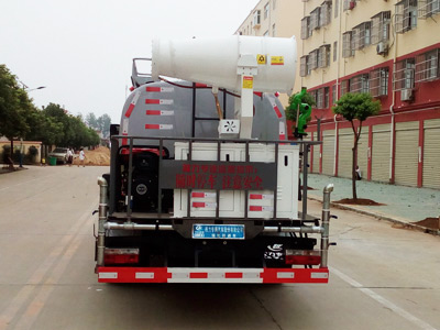 东风8.8方绿化喷洒车（标准化新款大平台）