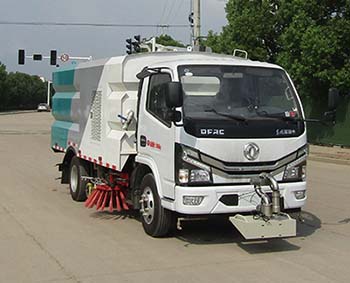 小多利卡5方洗扫车